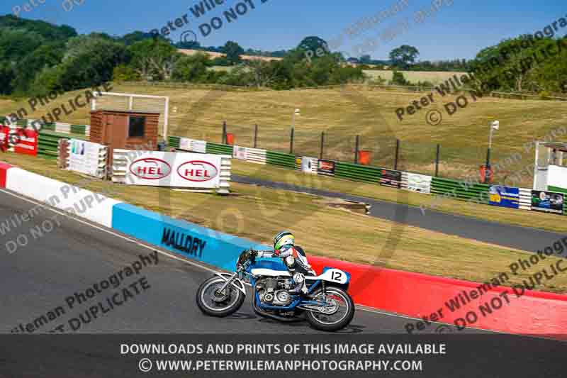Vintage motorcycle club;eventdigitalimages;mallory park;mallory park trackday photographs;no limits trackdays;peter wileman photography;trackday digital images;trackday photos;vmcc festival 1000 bikes photographs